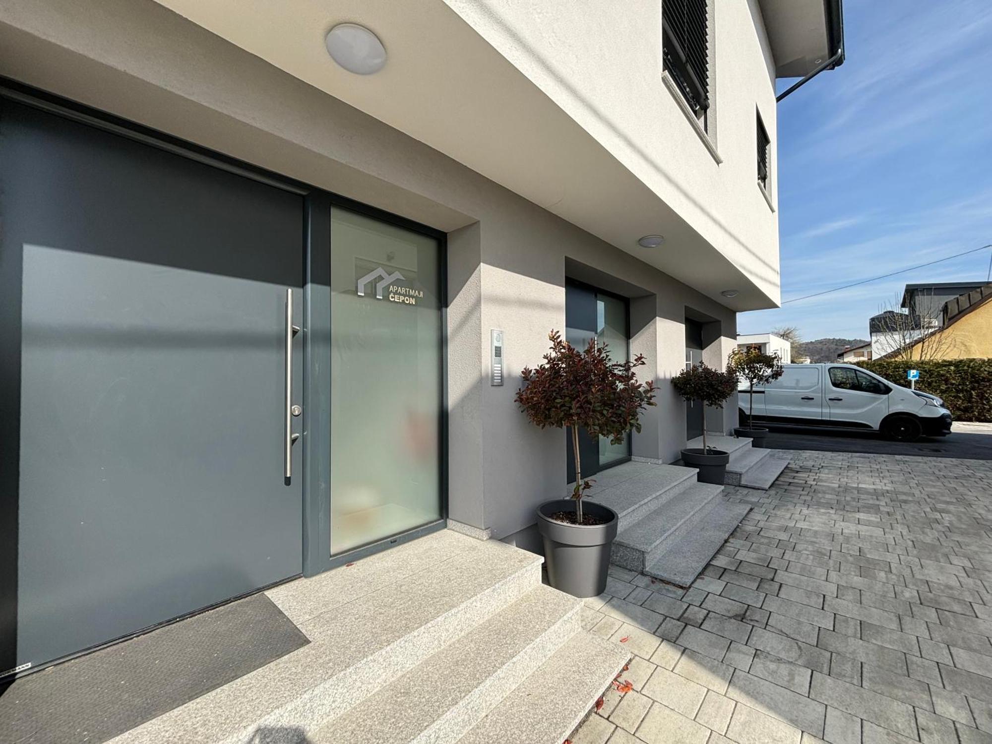Apartmaji Cepon Lubiana Esterno foto
