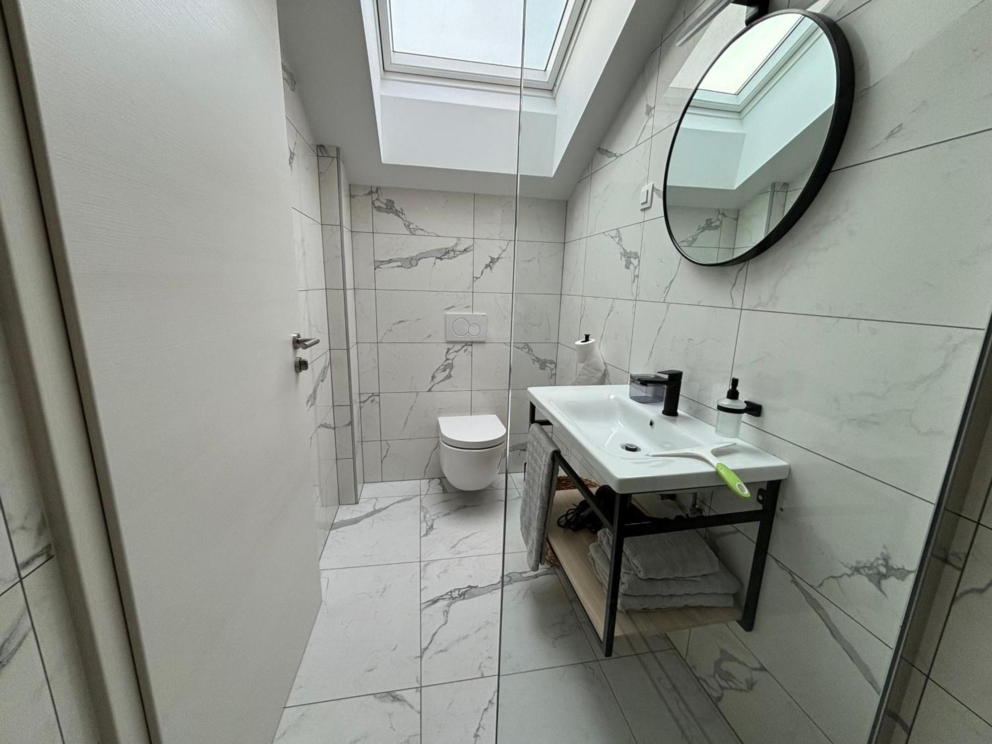 Apartmaji Cepon Lubiana Esterno foto