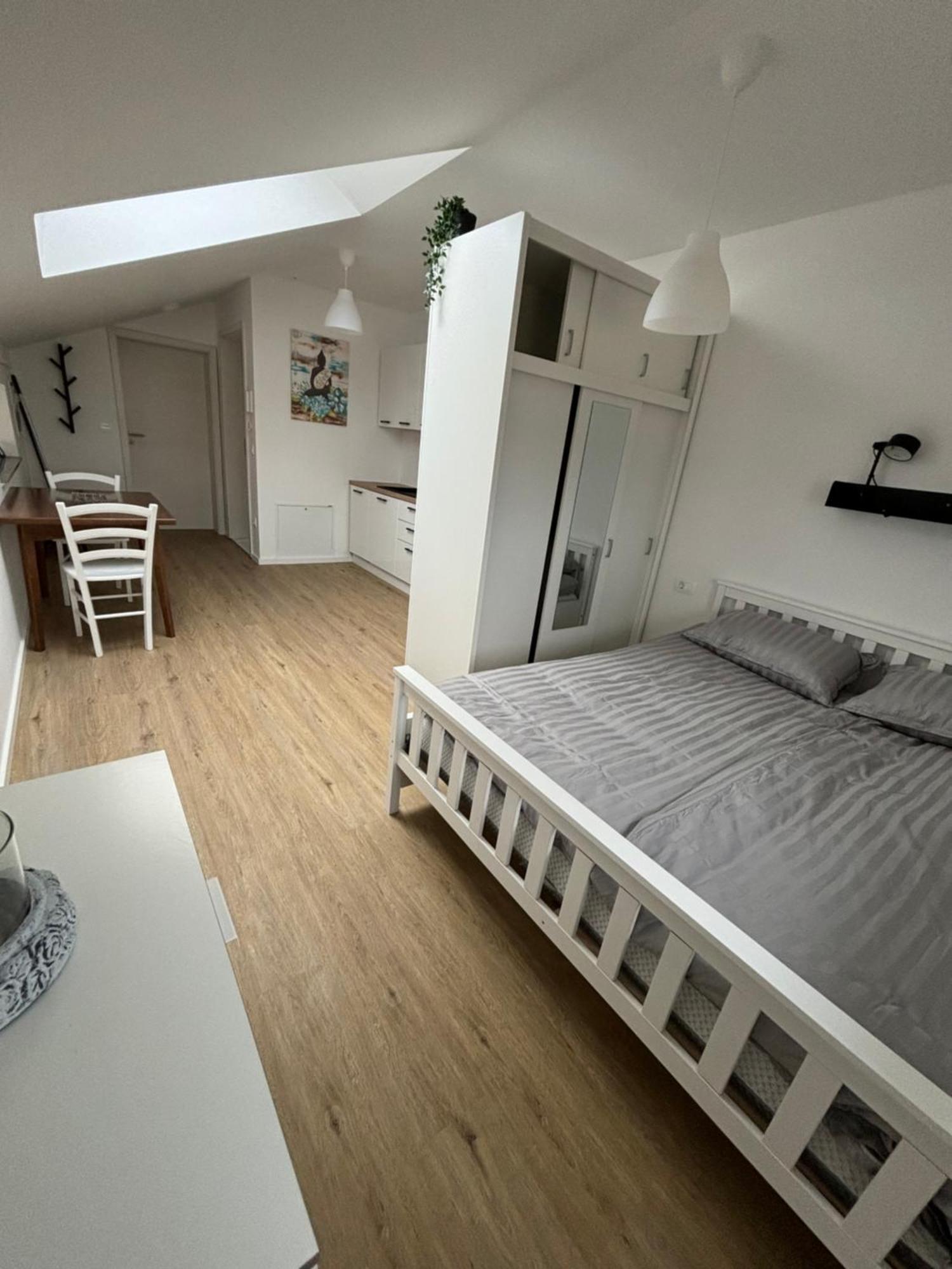 Apartmaji Cepon Lubiana Esterno foto