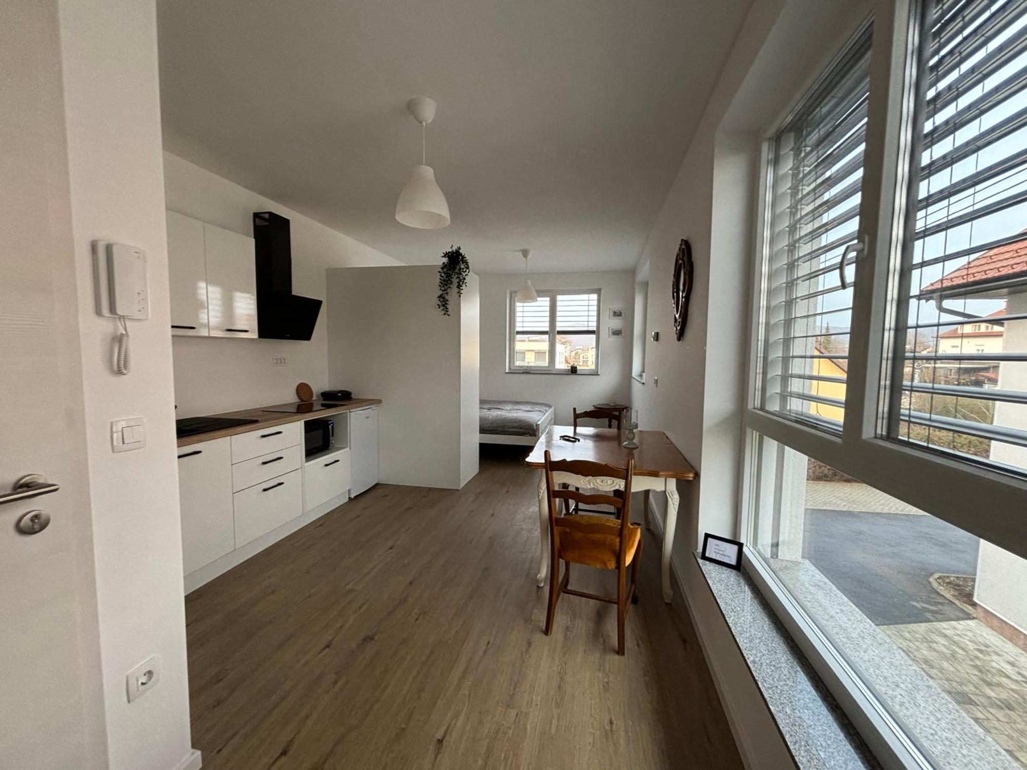Apartmaji Cepon Lubiana Esterno foto