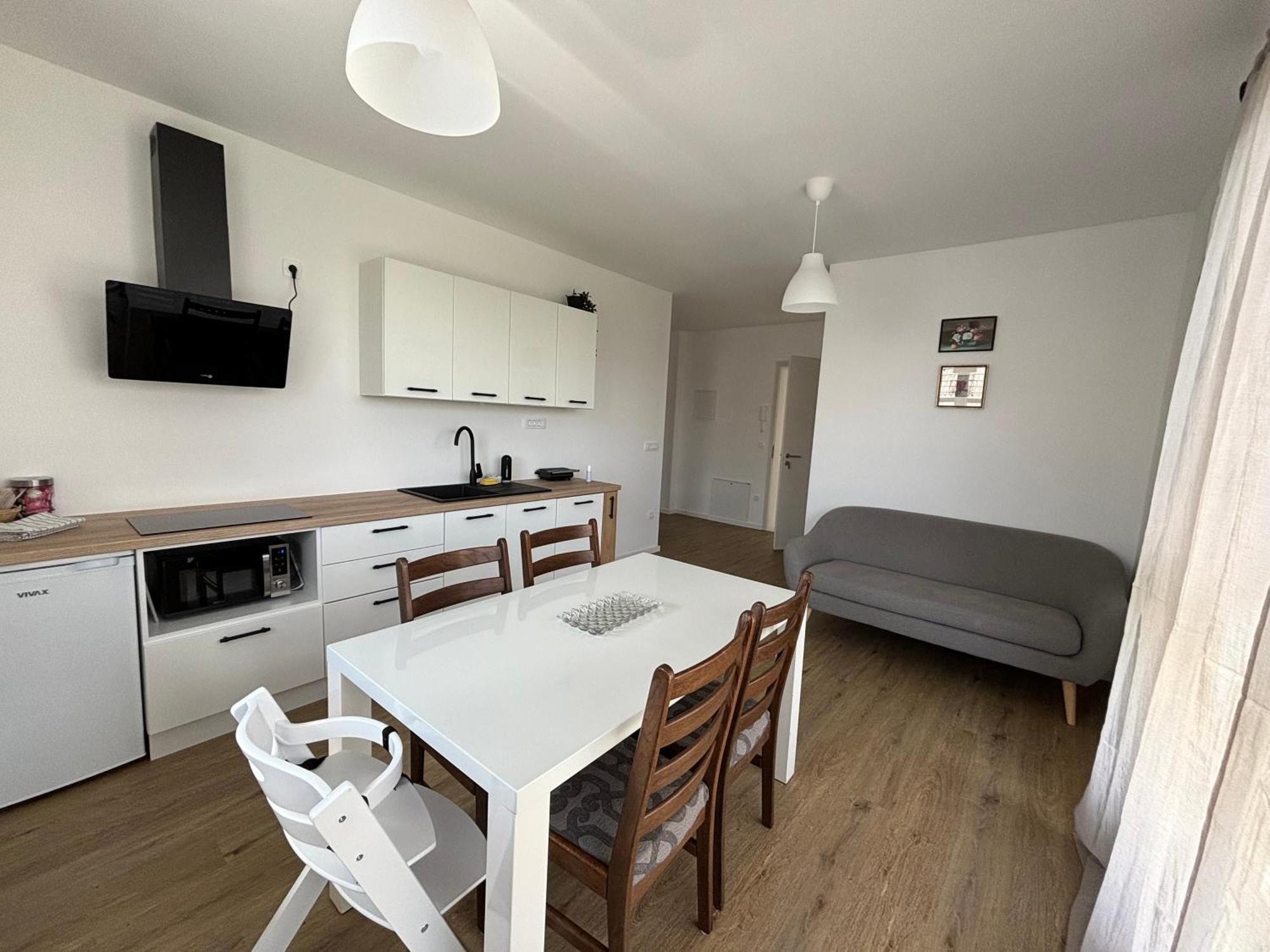 Apartmaji Cepon Lubiana Esterno foto